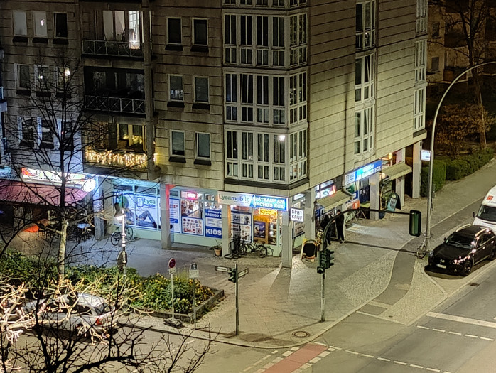 ... als auch das Oneplus 9 Pro ...